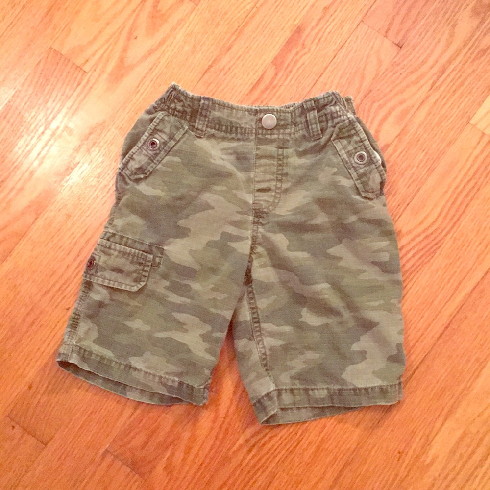 Boys sz medium shorts